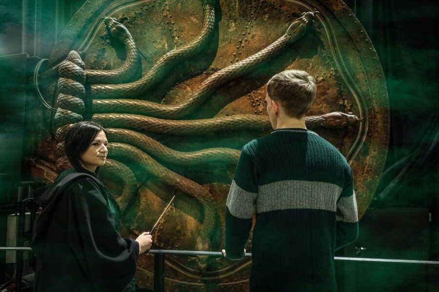 Harry Potter: Warner Bros. Studio Tour from King's Cross - Entering the Great Hall