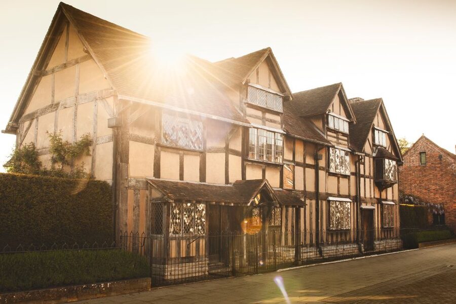 Heart of England, North Wales and Yorkshire 5-Day Tour - The best parts of this five-day route