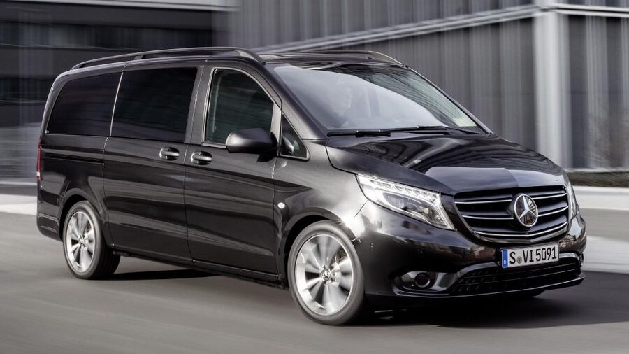 Heathrow to London taxi- Private, Comfortable Punctual. - Who should book this Heathrow taxi?
