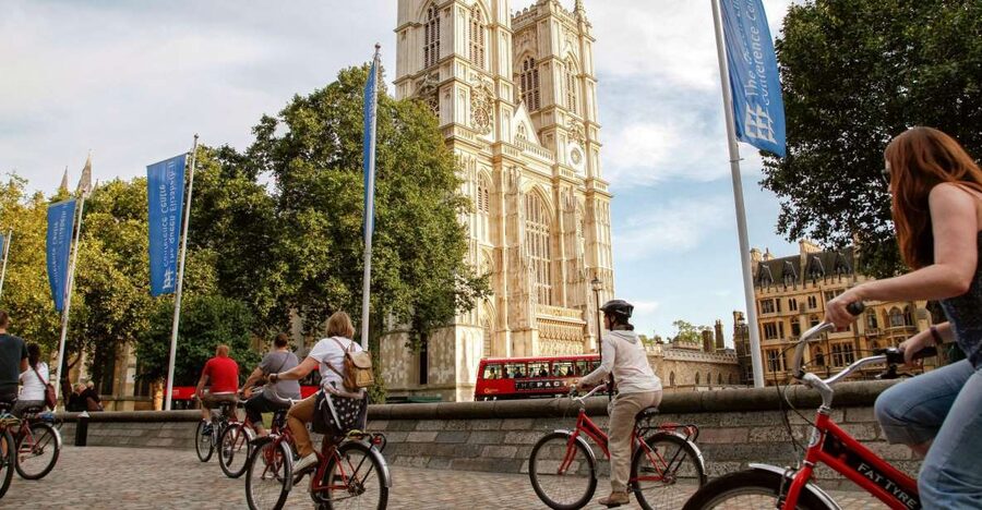 Highlights of Royal London Bike Tour (3 Hours) - Starting beside Waterloo Station and the London Eye