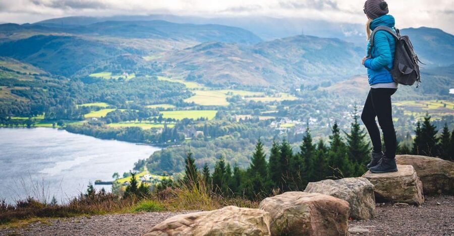 Inverness: Loch Ness Cruise, Castle, and Outlander Tour - Meeting in central Inverness