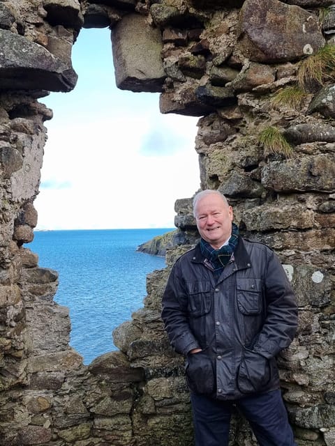 Isle of Skye: Tour the highlights and hidden beauties. - Dunvegan, Neist Point, and the Fairy Pools need choices