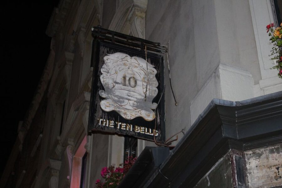 Jack The Ripper Tour in London's East End - Photographs, letters, and documentary evidence
