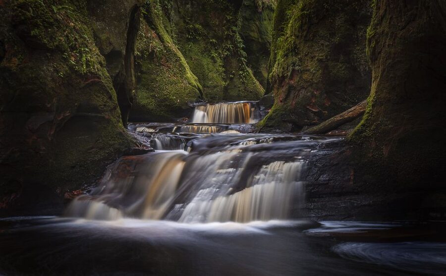 Join the Dark Side of Magical Nature - Glasgow to Finnich Glen: a quiet road into the dark
