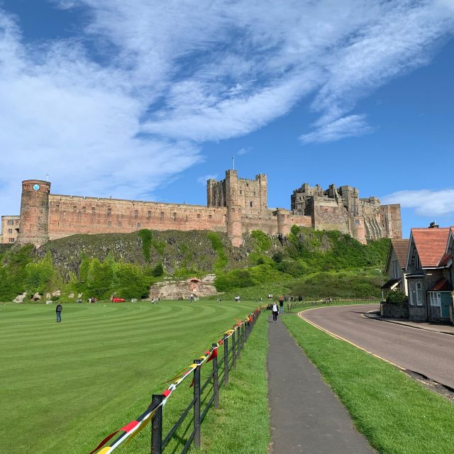 Kingdoms & Keeps: From Holy Island to Harry Potter - Key points at a glance