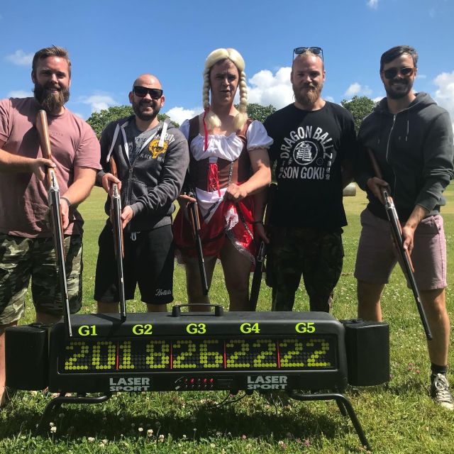 Laser Clay Shooting - The instructor makes the activity easier