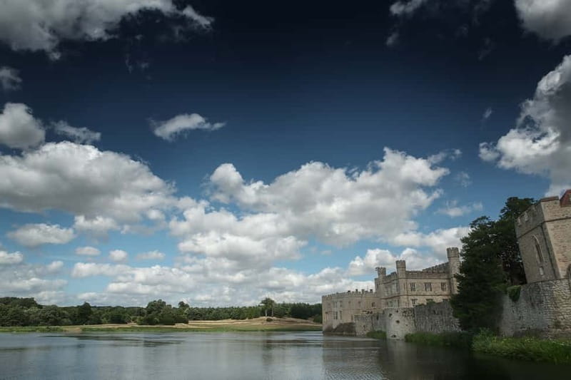 Leeds Castle, Canterbury, Dover, Greenwich & Free Snack Pack - The Thames cruise to Embankment Pier