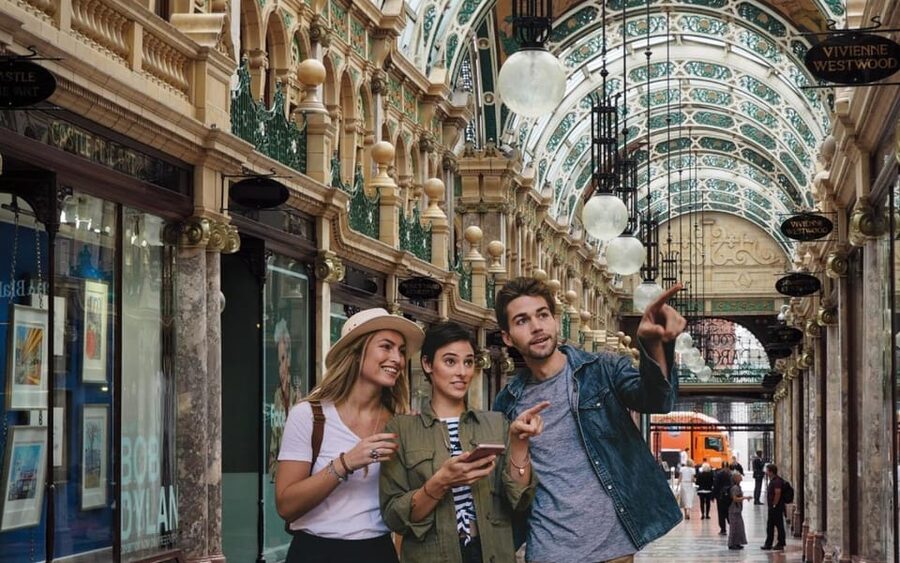 Leeds: City Walking Tour & Exploration Game - Following a 2.2-mile trail through Leeds