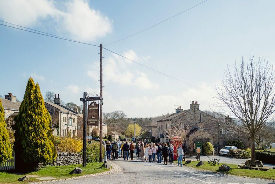 Leeds: Emmerdale Village Set Guided Tour - Key points at a glance