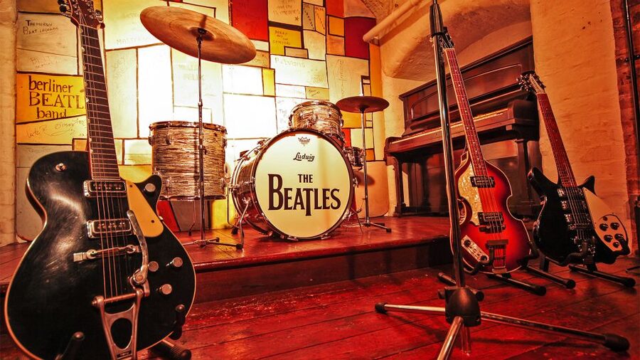 Liverpool: 1-Day Liverpool Pass for Top Attractions - Liverpool FC Museum and the Boom Room Exhibition