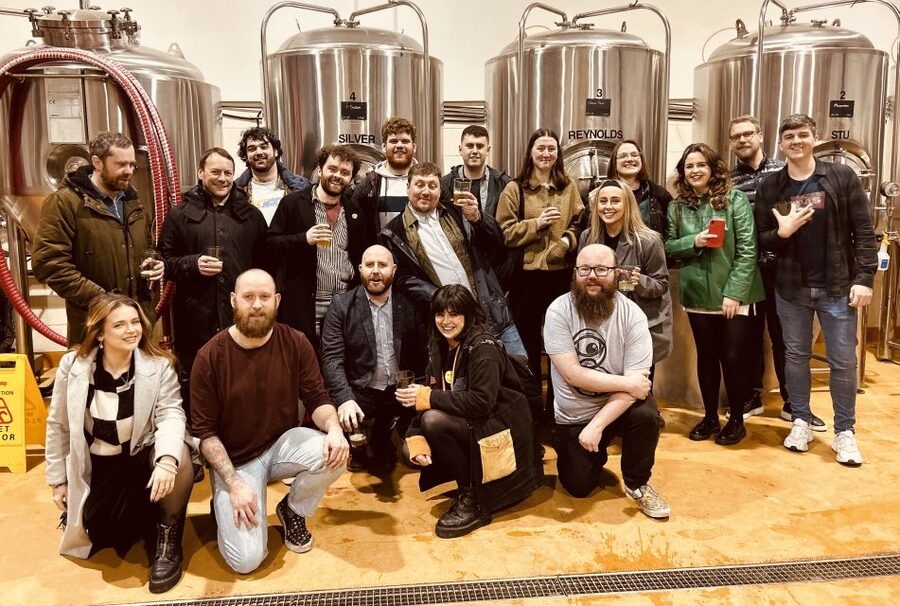 Liverpool: Brewery Bus Tour with 12 Beer and Pizza - The beer tasting: quantity with useful variety
