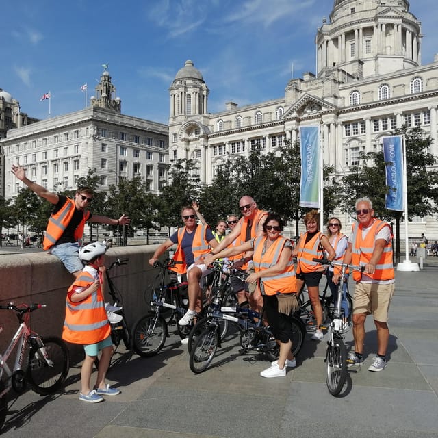 Liverpool: City Centre Highlights Tour on eBikes - Meeting at Kings Dock Street