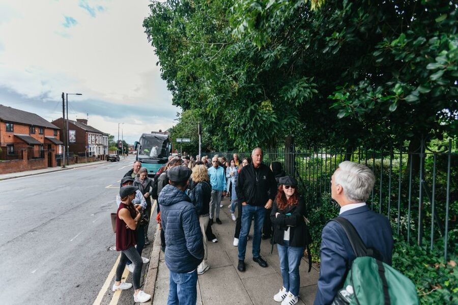 Liverpool: Official Peaky Blinders Coach Tour of Merseyside - Camden Town at the canal