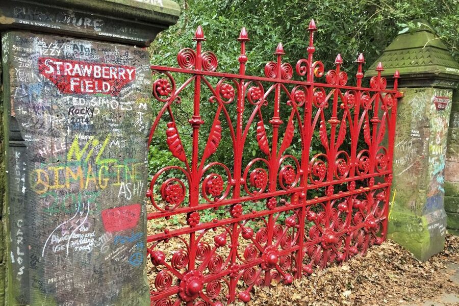 Liverpool: Private 3-Hour Beatles Classic Tour by Taxi - Key points at a glance
