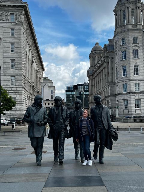 Liverpool: Private Guided Walking Tour - The Three Graces, the Titanic Memorial, and the Liver Building