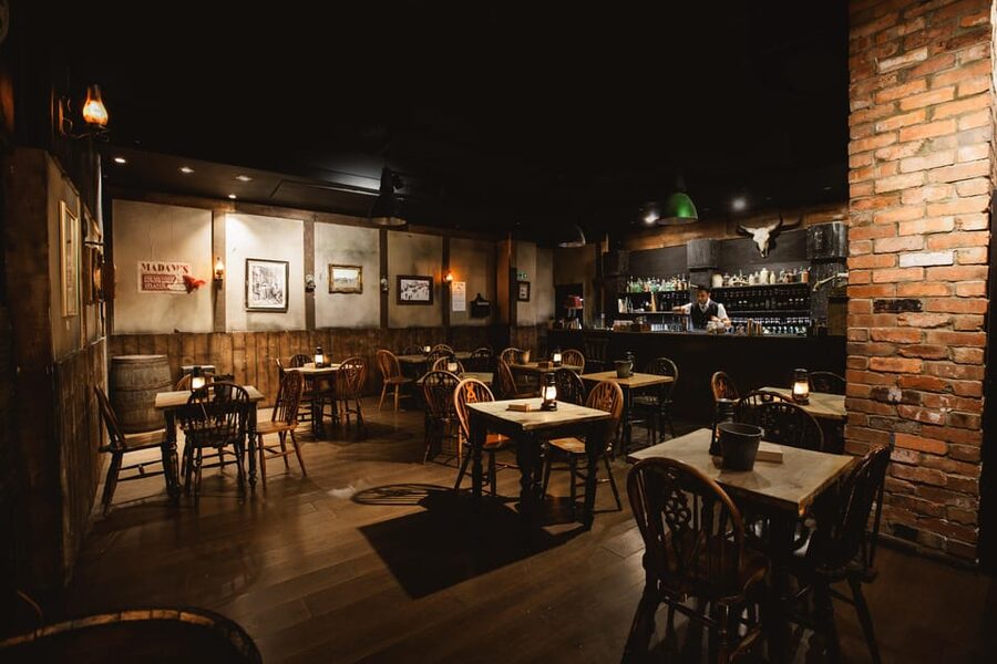 Liverpool: Wild West Saloon Immersive Cocktail Experience - Meeting the sheriff, Clyde Cassidy, and Lady Ada