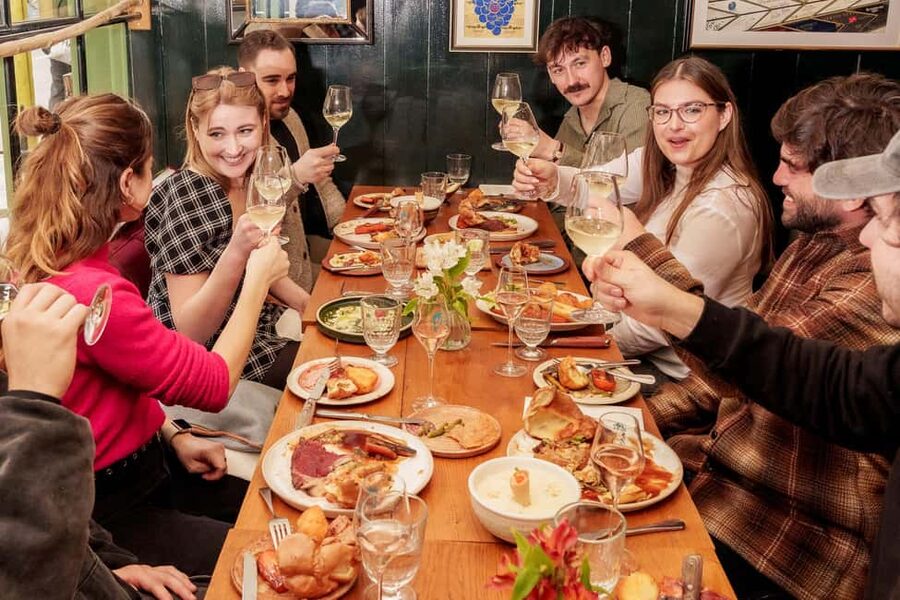 Local Foodie Adventure in London: 10+dishes, drinks and more - British wine and cider add more than a food sample