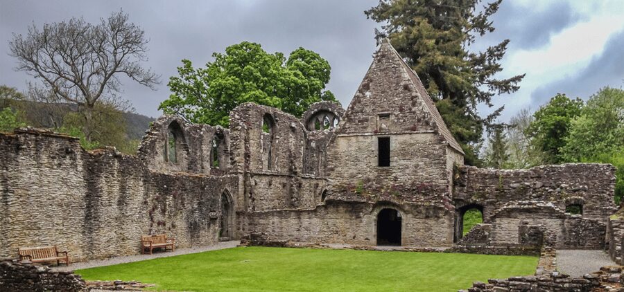 Loch Lomond & Trossachs National Park Drive Tour with an App - Rob Roy’s Grave brings the stories into focus