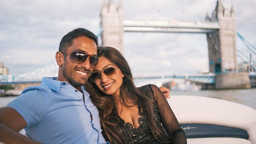 London: 2 hour private luxury yacht hire on the River Thames - At a glance: what makes this cruise different