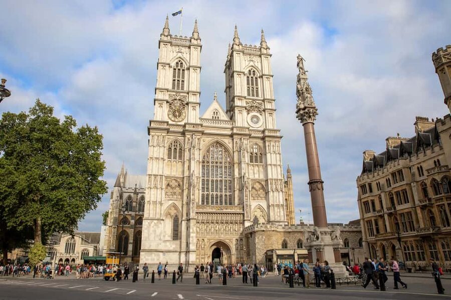 London: 3 Days of Must-See Attractions including London Eye - Who will get the most from this pass