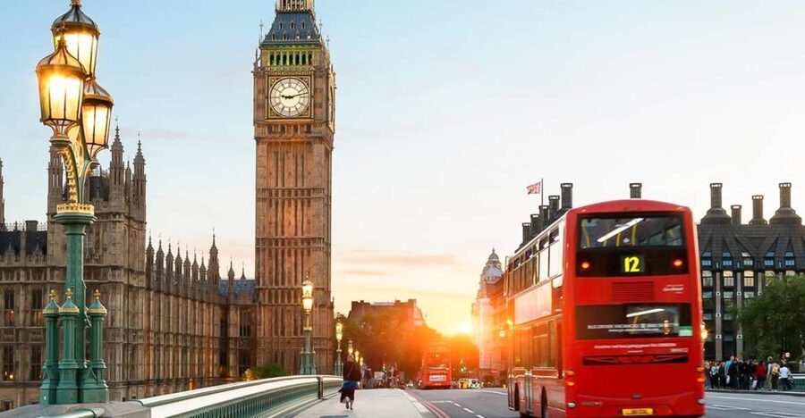 London: 30 London Sights Guided Walking Tour - The Tube connection and South Bank