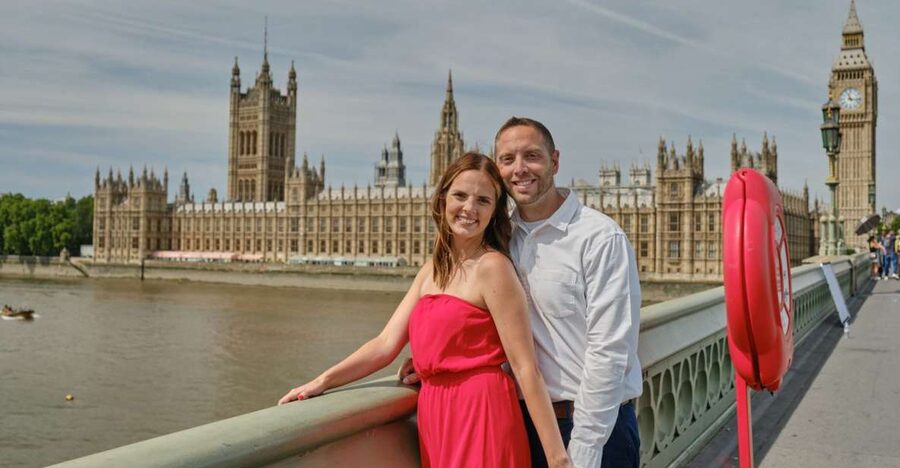 London: 30min PRIVATE Professional Westminster Photo Shoot - Meeting at Westminster Station