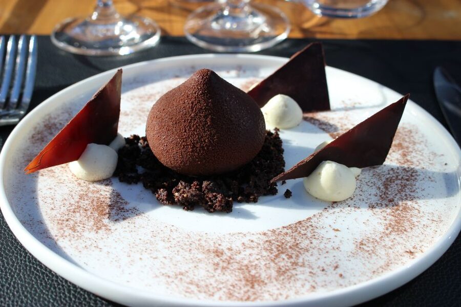 London: 4 Course Lunch Tour by Luxury Coach Bustronome - Who should book, and who should skip it?