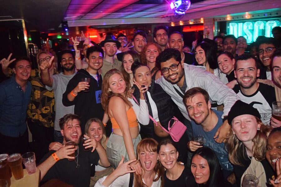 London: 4 Soho Nightclubs Crawl - Dress Rules and Practical Preparation