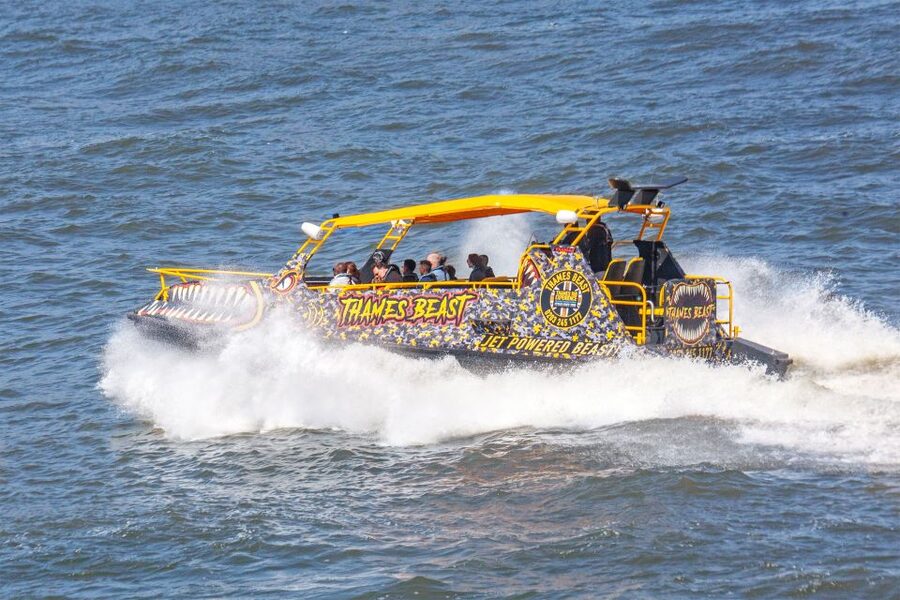 London: 40-Minute Thames Beast Jetboat Tour - Who should book this ride?