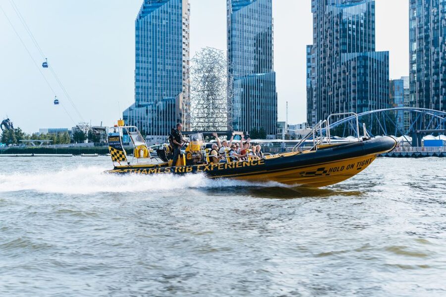 London: 45-Minute Speedboat Sightseeing Tour - Shakespeare’s Globe, The Shard, and London Bridge