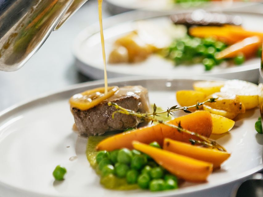 London: 6-Course Gourmet Dinner on a Luxury Coach - Key points to know before booking