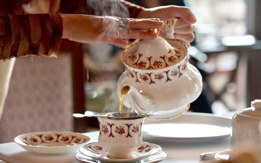 London Afternoon Tea, Fast-Track Kensington Palace Tickets - Who will enjoy this private royal tea?