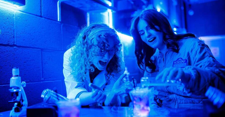 London: Avora New World Cocktail Experience with 3 Cocktails - Putting on the space jumpsuit