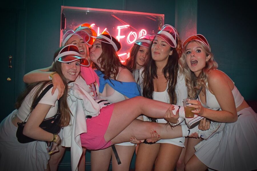 London: Bar and Club Crawl to 5 Central London Venues - Stop four: finding the right crowd