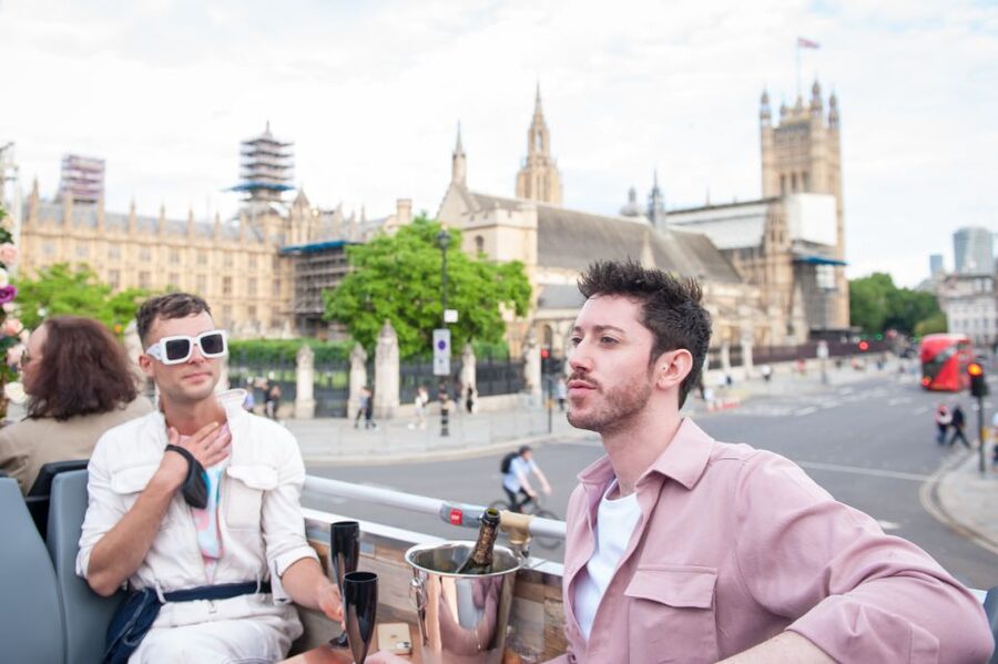 London: Bar Bus Tour by Tootbus - What You See from the Rooftop