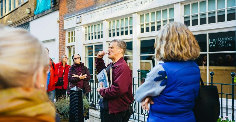 London: Beatles and Abbey Road Tour with Richard Porter - Richard Porter’s guiding style