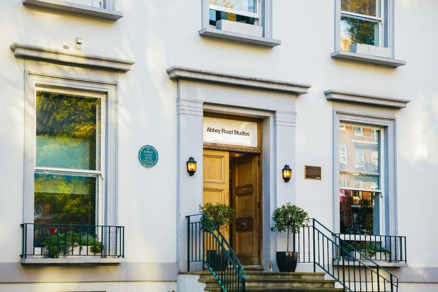 London: Beatles and Abbey Road Tour with Richard Porter - 3 Savile Row and the Beatles’ final live performance
