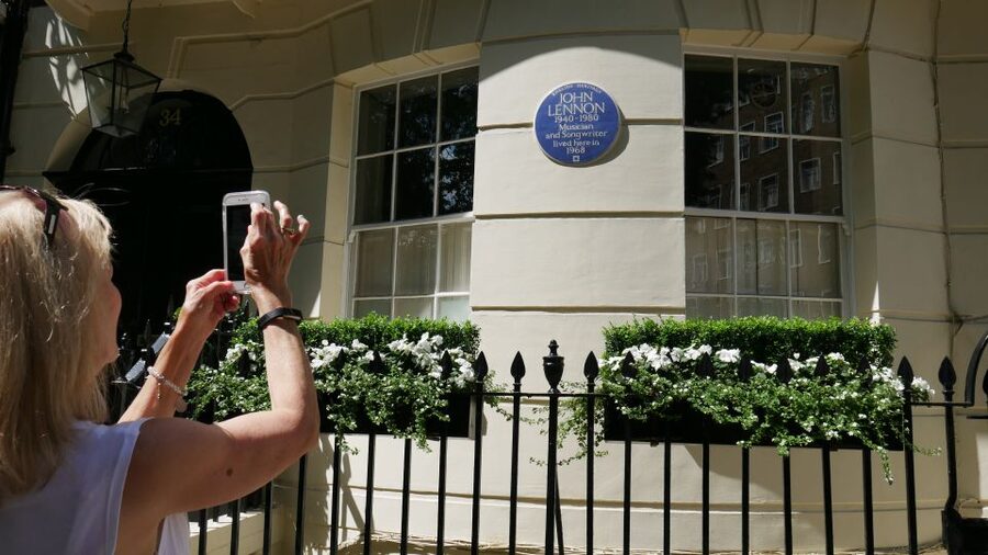 London: Beatles Tour by Black Taxi - Soho and the clubs where London heard the Beatles
