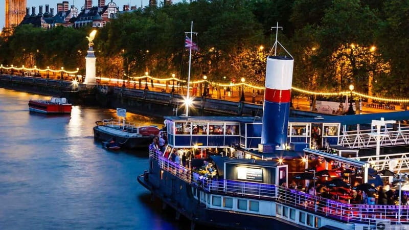 London: Boat Show Comedy Club Experience - Arriving at 7.30pm for the floating beer garden