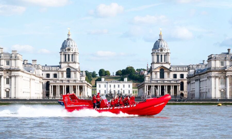 London: Break the Barrier Speed Boat Ride - The Tower of London and the first burst of speed