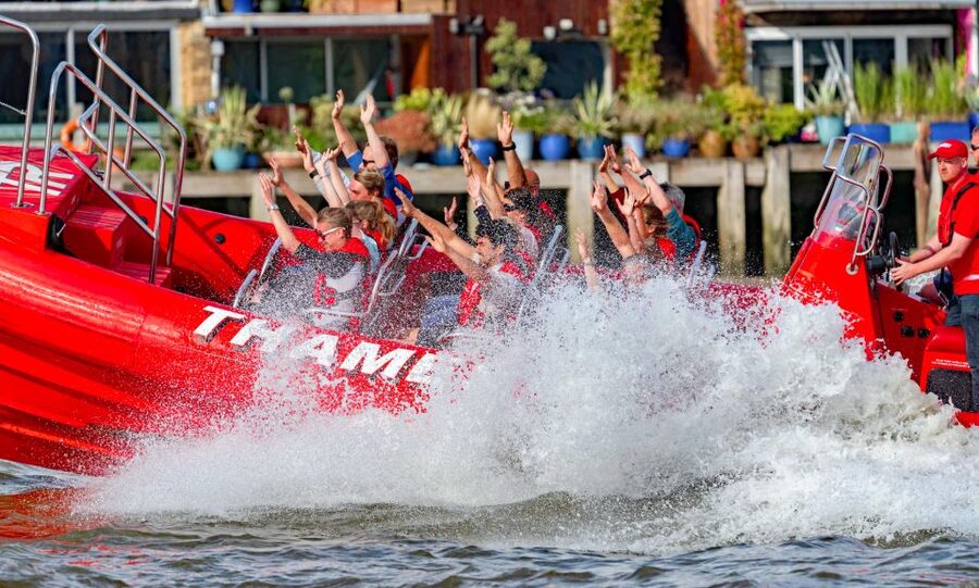 London: Break the Barrier Speed Boat Ride - Tower Bridge closes the sightseeing loop