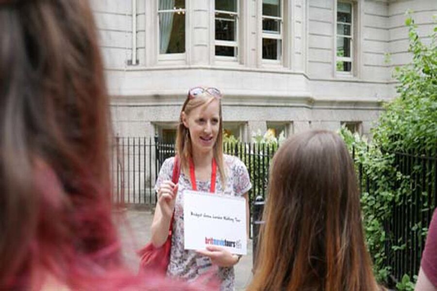 London: Bridget Jones 2–Hour Walking Tour - Temple chambers and the city’s film history