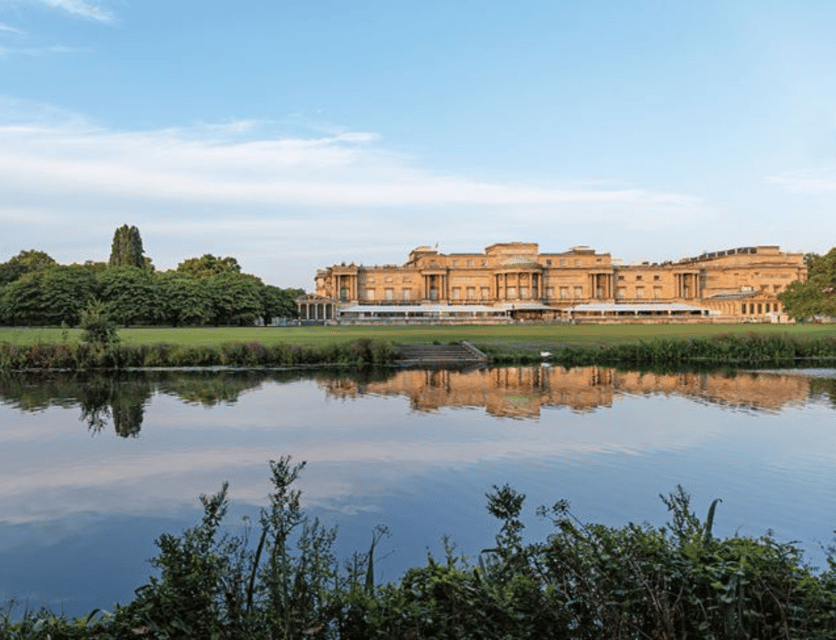 London: Buckingham Palace and Royal London Walking Tour - Why this royal walking tour works well