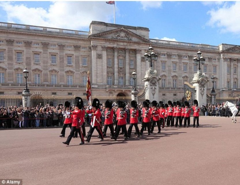 London: Buckingham Palace & Big Ben & Abbey Private Tour - Meeting at The Ritz and walking toward Buckingham Palace
