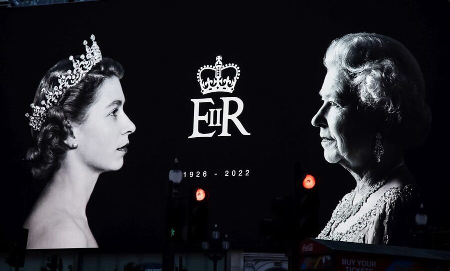 London: Buckingham Palace Entry & Changing of the Guard Tour - Key points to know before booking