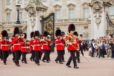 Buckingham Palace Entry & Changing of the Guard Tour