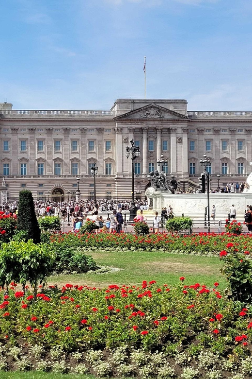 London: Buckingham Palace State Rooms & Royal Walking Tour - Clarence House and St. James’s Palace