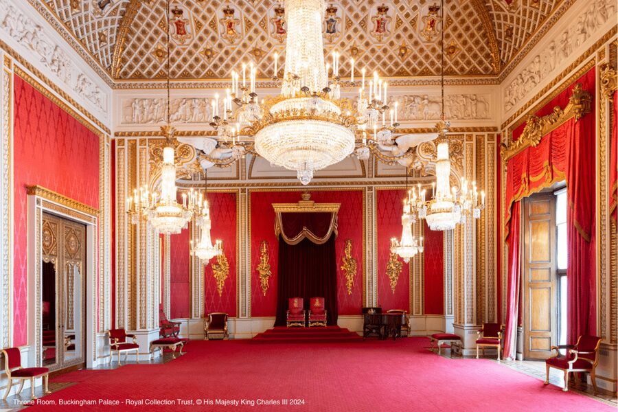 London: Buckingham Palace State Rooms & Royal Walking Tour - Meeting at the Queen Victoria Memorial