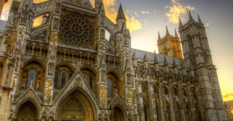 London: Buckingham Palace, Westminster Abbey & Big Ben Tour - Starting at The Ritz and Green Park