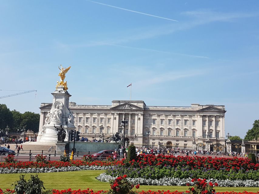 London: Buckingham Palace, Westminster Abbey & Big Ben Tour - Horse Guards Parade and Whitehall